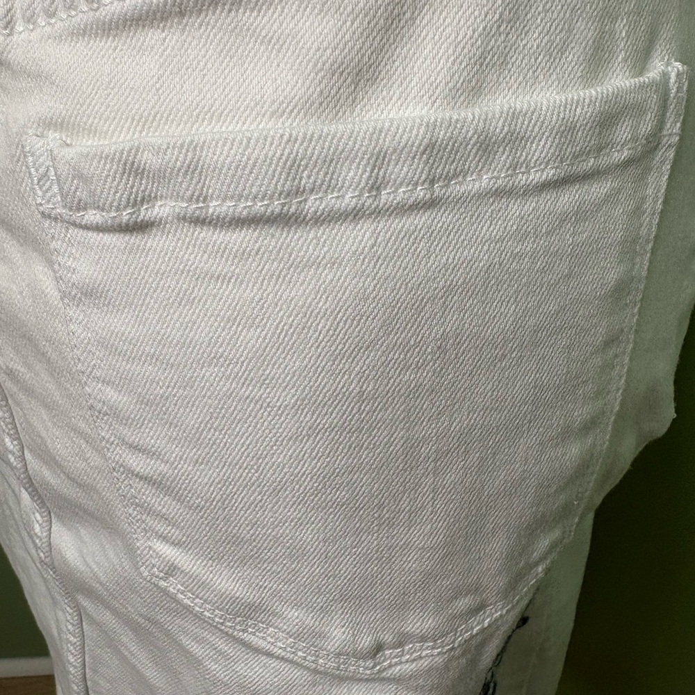 Donna Karan White Skirt with Butterfly Accents embroidery XS - Picture 8 of 13